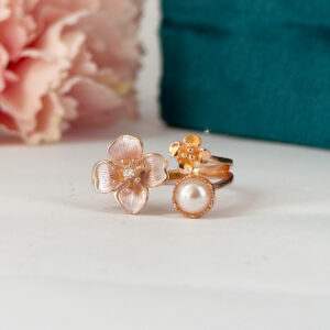 Blooming Pearl Rose Gold Ring Set