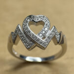 Intertwined Heart CZ Silver Ring - Image 4