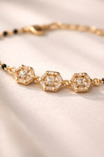 Golden Noir manglasutra Bracelet - Image 4